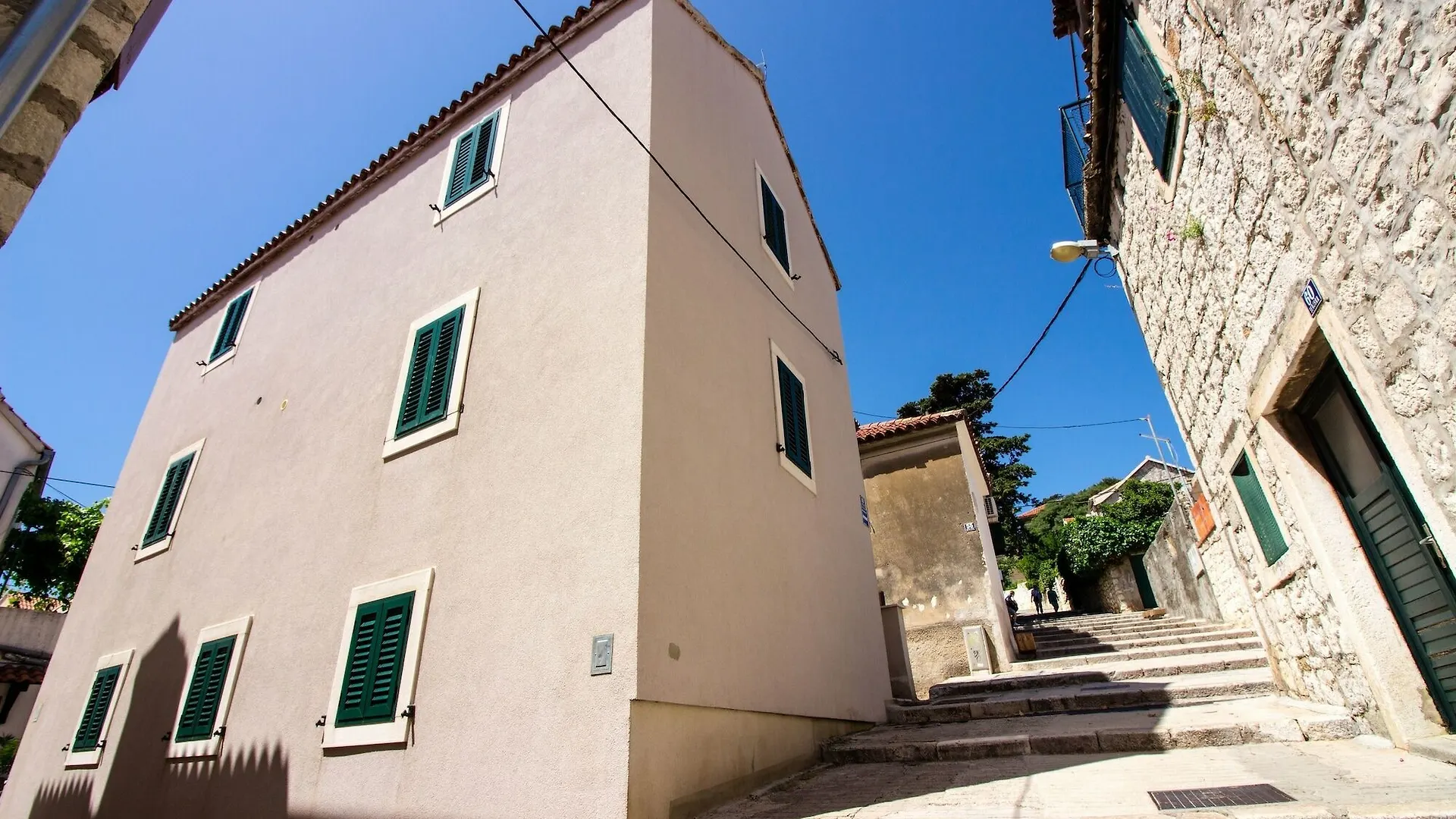 Elegant Suite Immortelle Split Apartman